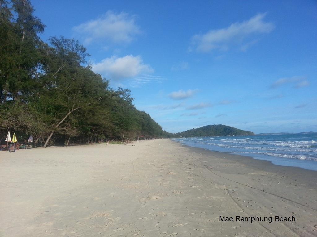 Vip Condochain Rayong Ban Phe Extérieur photo